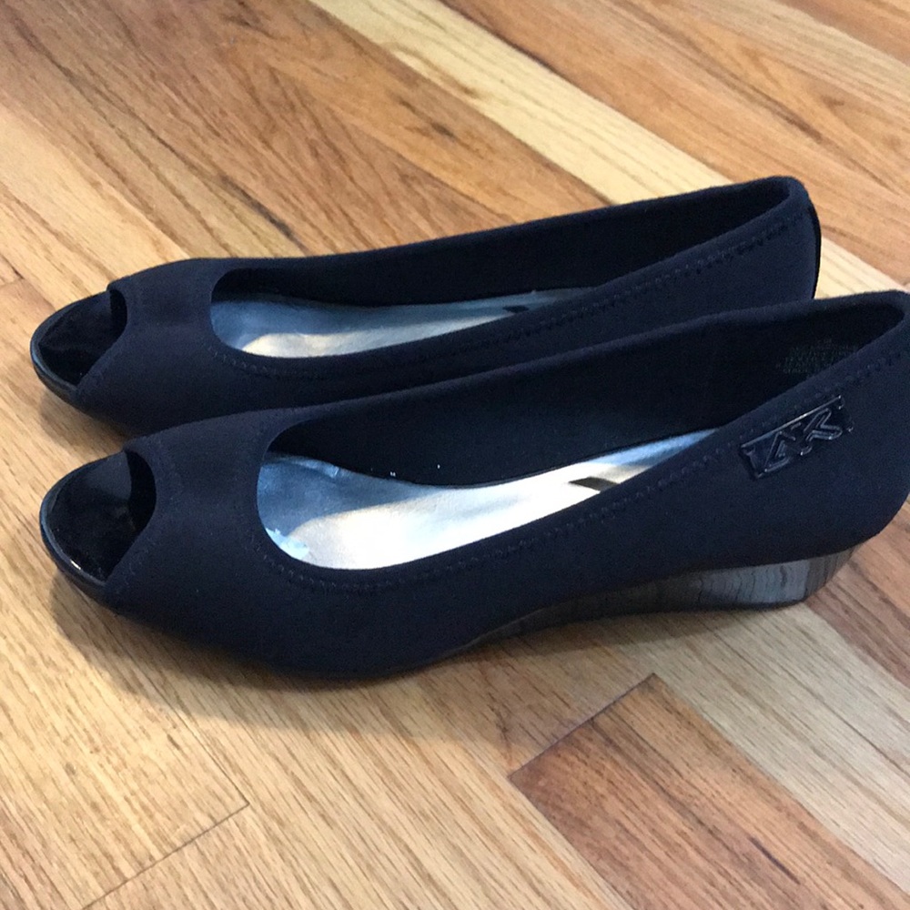 Anne Klein Sport